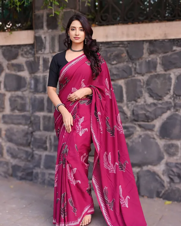 Pink_Color_Mulmul_Cotton_1_-_Minute_Ready_to_Wear_Saree_with_Pocket_and__Blouse_Piece