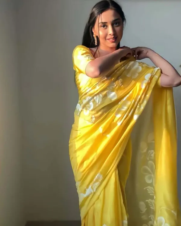 Yellow_Color_1-Minute_Ready_To_Wear_Georgette_Saree_With_Blouse_Piece