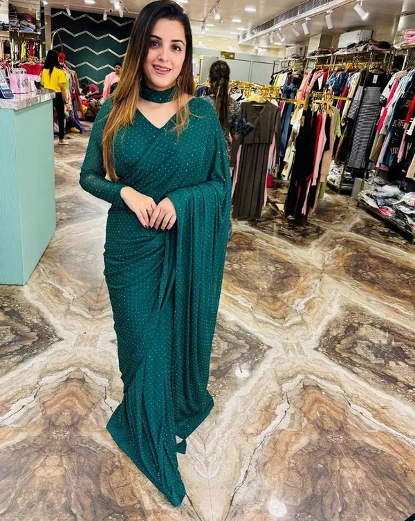 Green_Color_1_-_Minute_Ready_to_Wear_Fux_Georgette_Saree_with_Fully_Stitch_Blouse_(Free_Size)_Up_to_44