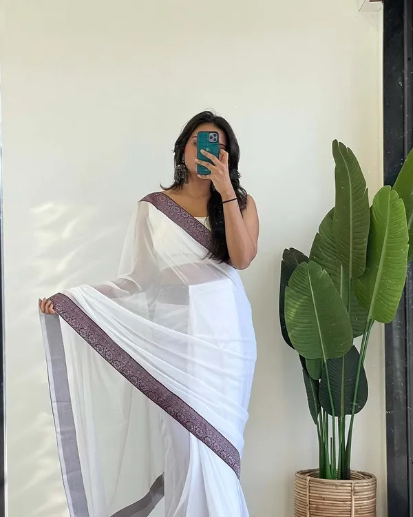 White_Colour_1-Minute_Ready_To_Wear_Georgette_Saree_With_Blouse_Piece