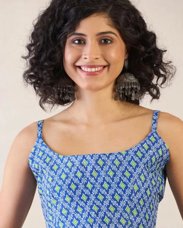 Blue_Color_Mulmul_Cotton_1_-_Minute_Ready_to_Wear_Saree_with_Pocket_and_Blouse_Piece