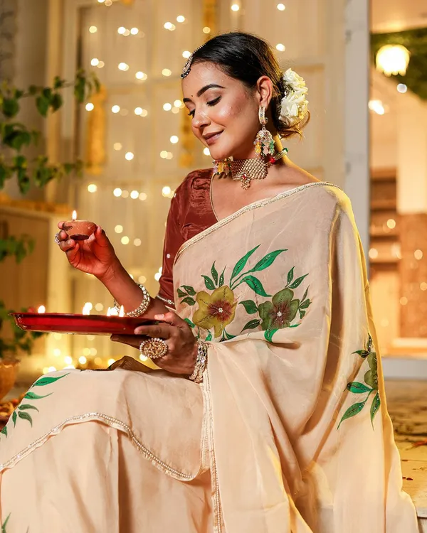Brown_Color_Georgette_1_-_Minute_Ready_to_Wear_Saree_with_Fully_Stitch_Blouse_(Free_Size)_Up_to_44