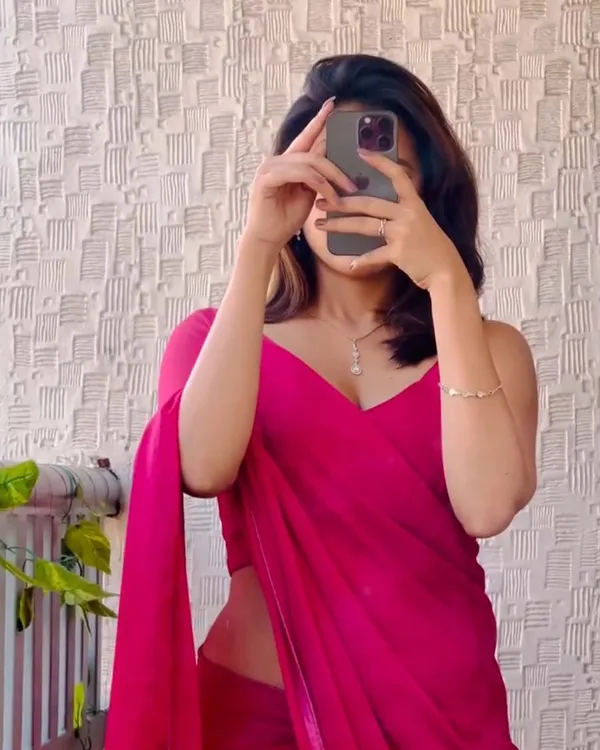Pink_Color_1-Minute_Ready_To_Wear_Georgette_Saree_With_Blouse_Piece