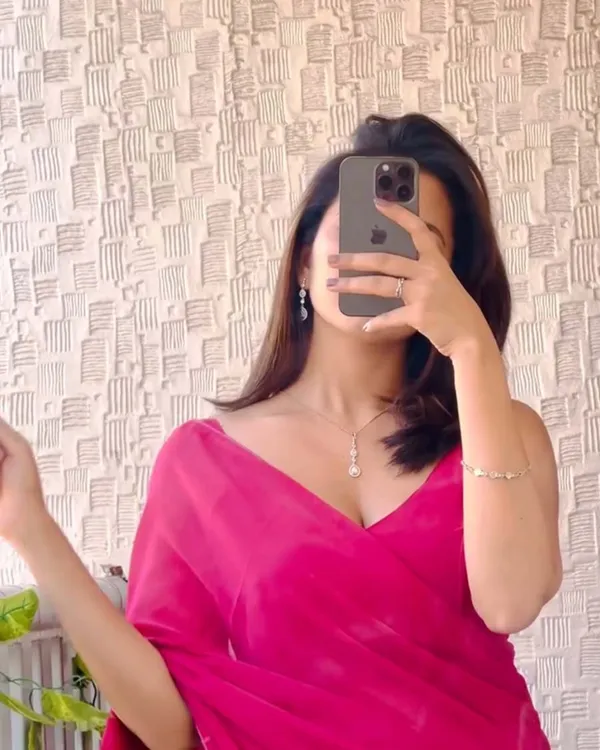 Pink_Color_1-Minute_Ready_To_Wear_Georgette_Saree_With_Blouse_Piece