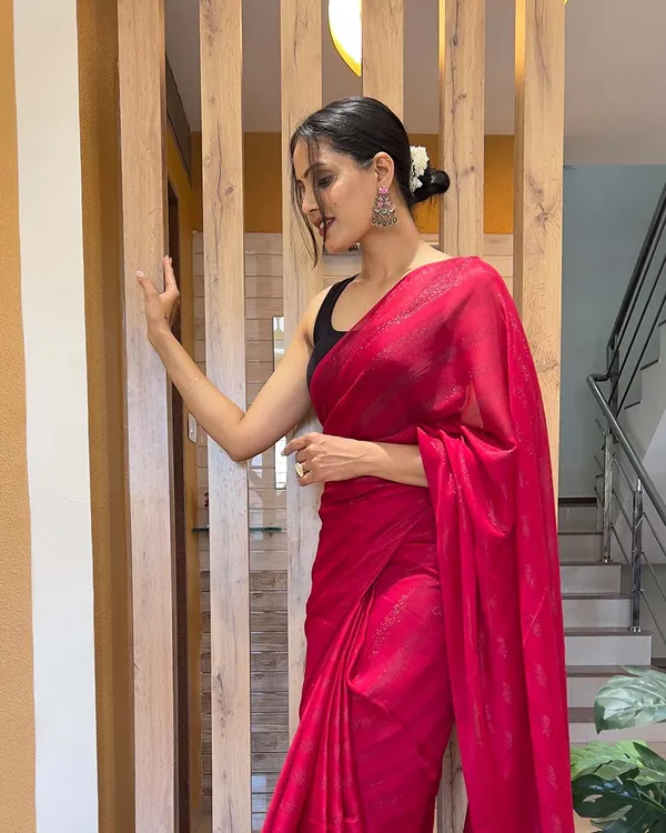 Pink_Color_1-Minute_Ready_To_Wear_Naylon_Saree_With_Blouse_Piece