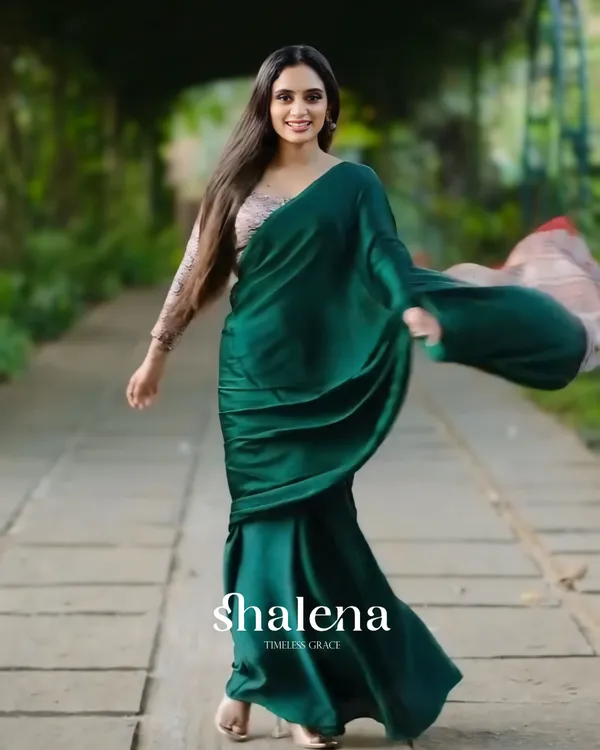 Green_Color_1_Minute_Ready_to_Wear_Digitial_Printed_Crape_Silk_Saree