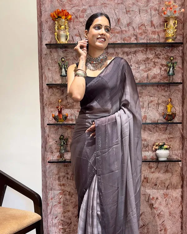 Grey_Color_1-Minute_Ready_To_Wear_Naylon_Saree_With_Blouse_Piece
