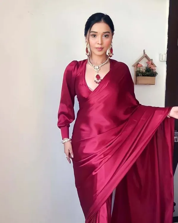 Marron_Color_1-Minute_Ready_To_Wear_Satin_Saree_With_Blouse_Piece