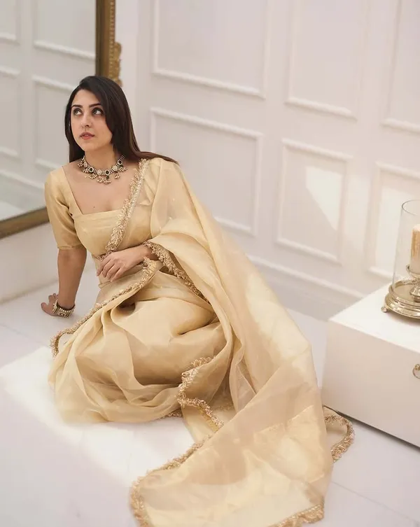 Cream_Color_Pure_Cotton_Silk_Saree_with_Lace_Border_&_Blouse_Piece