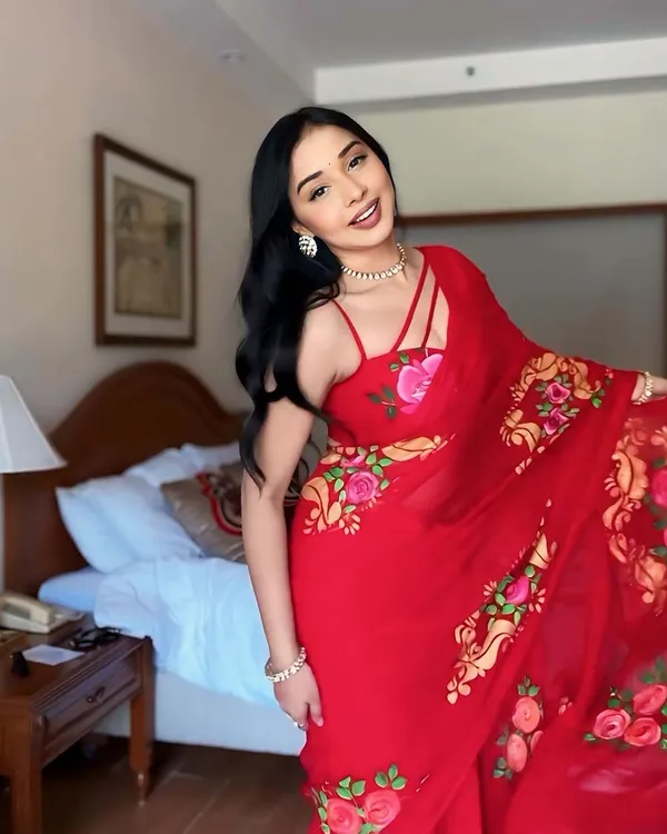 Red_Color_1-Minute_Ready_To_Wear_Georgette_Saree_With_Blouse_Piece
