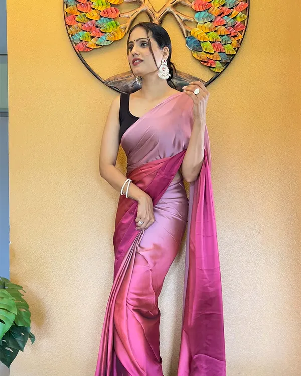 Pink_Color_1-Minute_Ready_To_Wear_Chiffon_Saree_With_Blouse_Piece