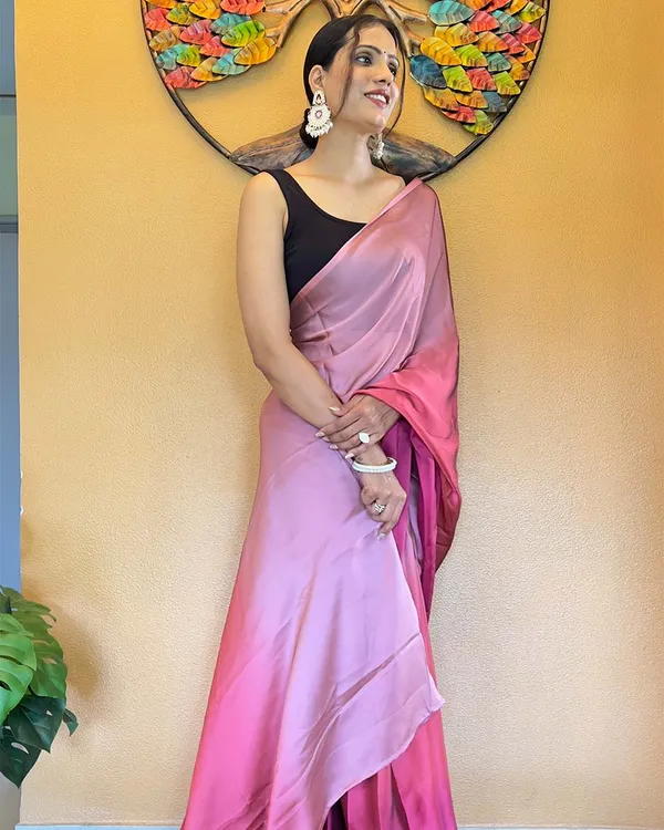 Pink_Color_1-Minute_Ready_To_Wear_Chiffon_Saree_With_Blouse_Piece