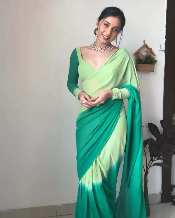 Green__Color_1-Minute_Ready_To_Wear_Georgette_Saree_With_Blouse_Piece