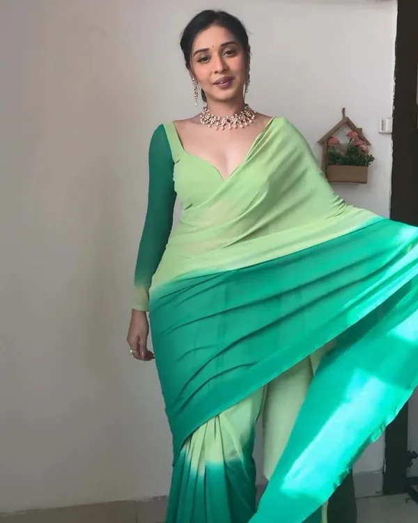 Green__Color_1-Minute_Ready_To_Wear_Georgette_Saree_With_Blouse_Piece