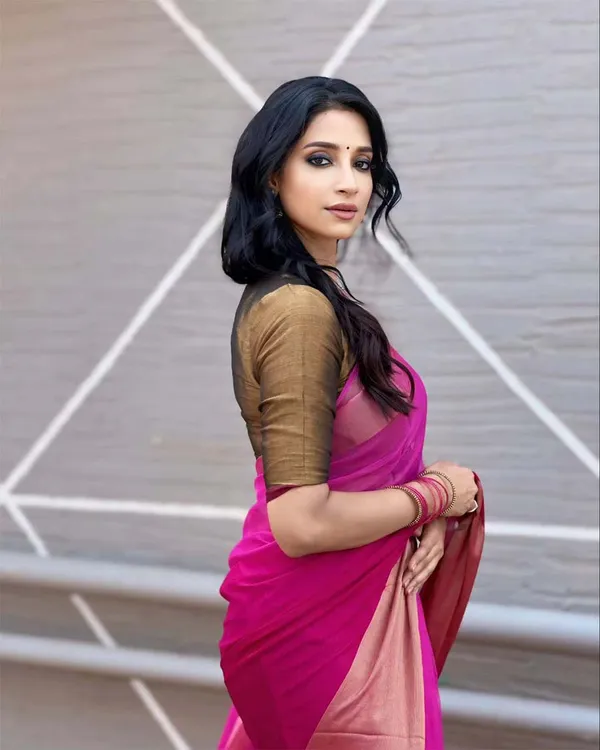 Pink_Color_1-Minute_Ready_To_Wear_Georgette_Saree_With_Blouse_Piece