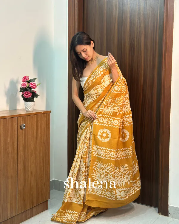 Yellow_Color_1_Minute_Ready_To_Wear_Mulmul_Cotton_Digital_Printed_Saree_With_Pocket