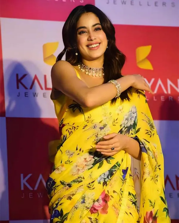Yellow_Color_1-Minute_Ready_To_Wear_Georgette_Saree_With_Blouse_Piece