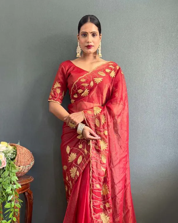 Red_Color_1_-_Minute_Ready_to_Wear_Silk_Saree_with_Unstitch_Blouse_Piece