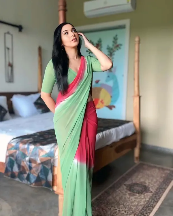 Dual_Color_1-Minute_Ready_To_Wear_Georgette_Saree_With_Blouse_Piece