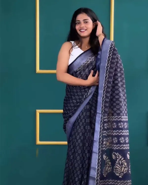 Navy_Blue_Color_1-Minute_Ready_To_Wear_Cotton_Saree_With_Blouse_Piece