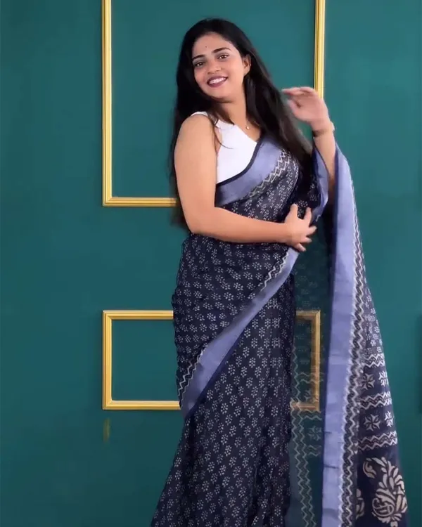 Navy_Blue_Color_1-Minute_Ready_To_Wear_Cotton_Saree_With_Blouse_Piece