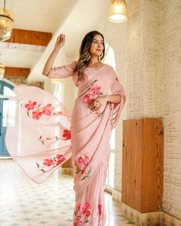 Light_Pink_Color_Georgette_1_-_Minute_Ready_to_Wear_Saree_with_Fully_Stitch_Blouse_(Free_Size)_Up_to_44