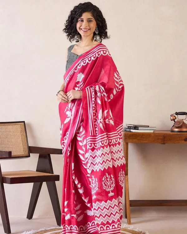 Pink_Color_Mulmul_Cotton_1_-_Minute_Ready_to_Wear_Saree_with_Pocket_and_Blouse_Piece