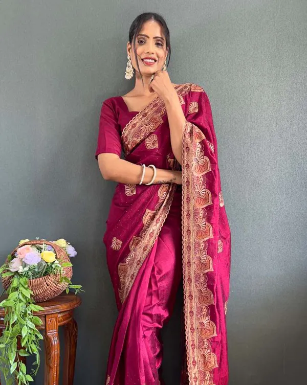 Maroon_Color_1_-_Minute_Ready_to_Wear_Vichitra_silk_Saree_with_Unstitch_Blouse_Piece