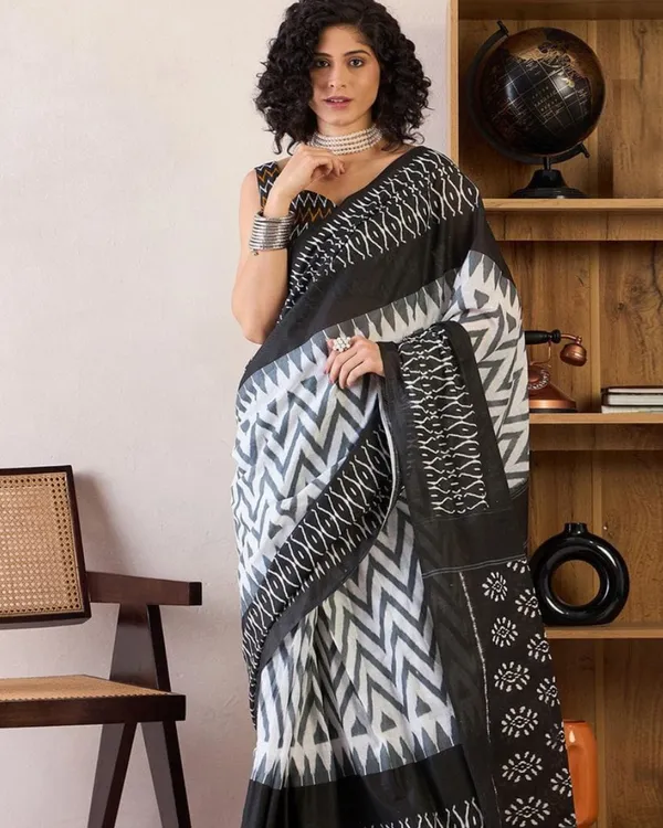 Black_And_White_Color_Mulmul_Cotton_1_-_Minute_Ready_to_Wear_Saree_with_Pocket_and_Blouse_Piece