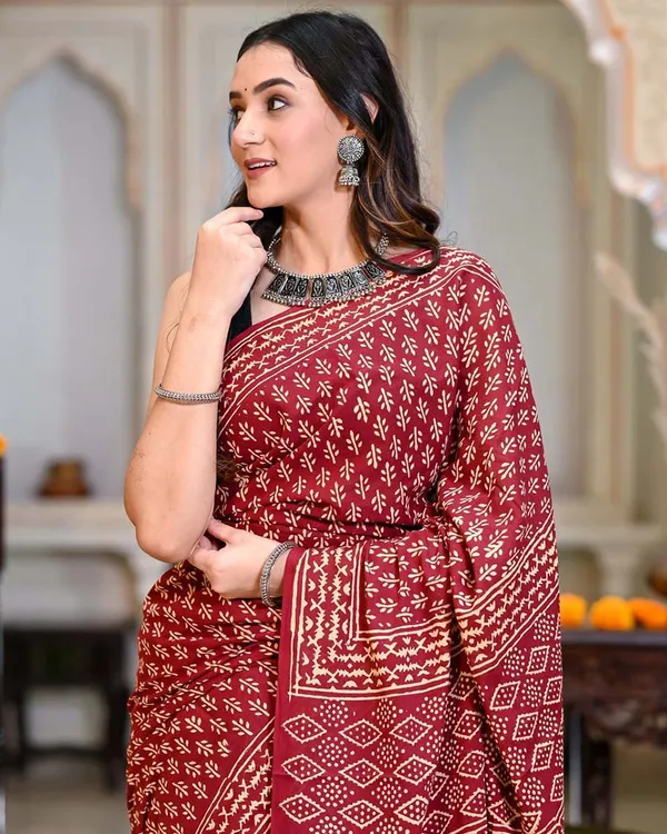 Red_Color_1-Minute_Ready_to_Wear_Premium_Cotton_Saree_with_Blouse_Piece