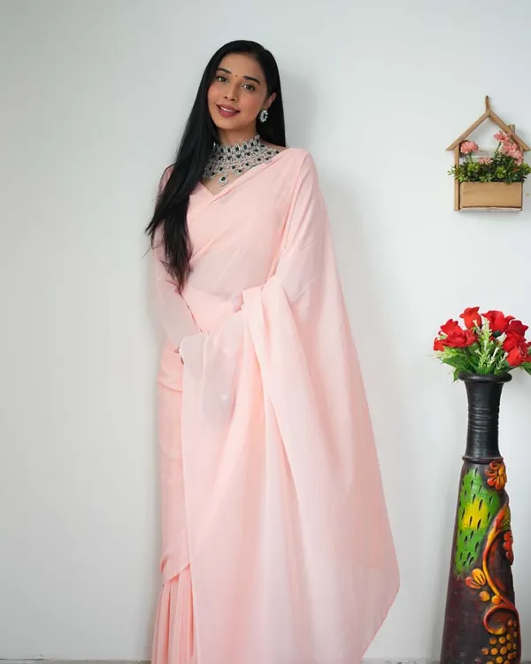 Peach_Color_1-Minute_Ready_To_Wear_Georgette_Saree_With_Blouse_Piece