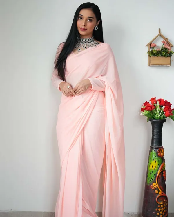 Peach_Color_1-Minute_Ready_To_Wear_Georgette_Saree_With_Blouse_Piece