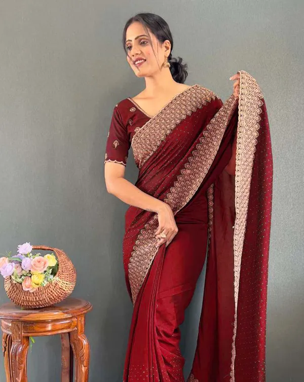 Maroon_Color_1_-_Minute_Ready_to_Wear_Vichitra_silk_Saree_with_Unstitch_Blouse_Piece