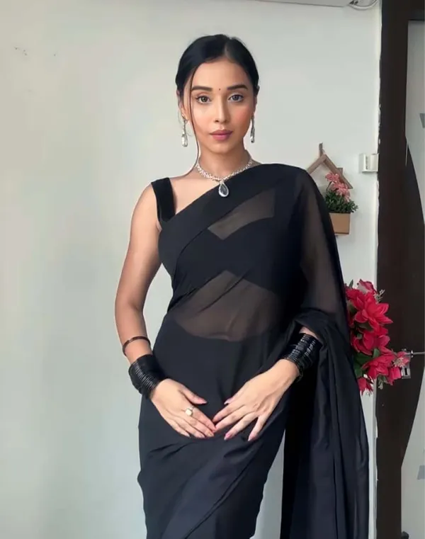 Black_Color_1-Minute_Ready_To_Wear_Georgette_Saree_With_Blouse_Piece
