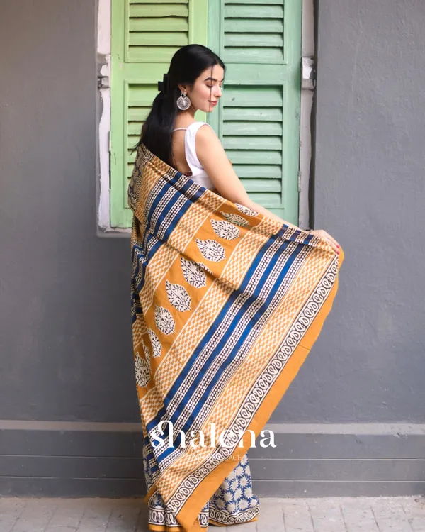 Blue_Color_1_Minute_Ready_To_Wear_Mulmul_Cotton_Digital_Printed_Saree_With_Pocket