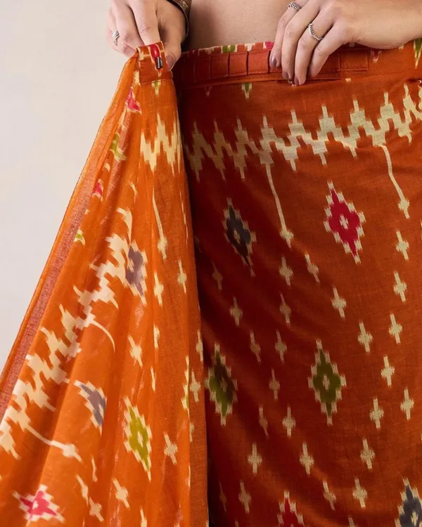 Saffron_Color_Mulmul_Cotton_1_-_Minute_Ready_to_Wear_Saree_with_Pocket_and_Blouse_Piece