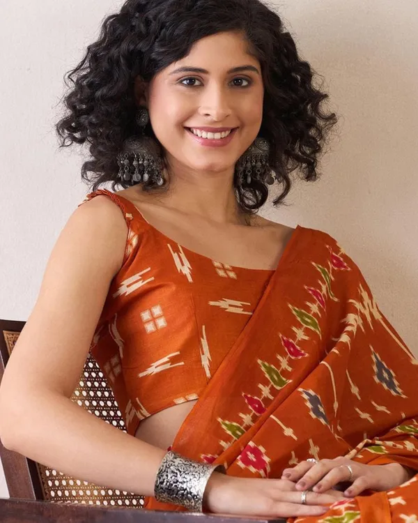 Saffron_Color_Mulmul_Cotton_1_-_Minute_Ready_to_Wear_Saree_with_Pocket_and_Blouse_Piece