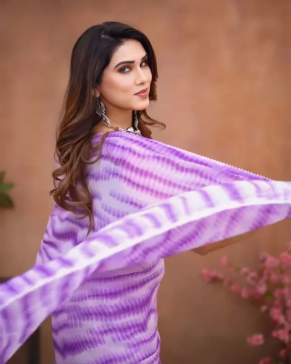Purple_Color_1-Minute_Ready_To_Wear_Georgette_Saree_With_Blouse_Piece