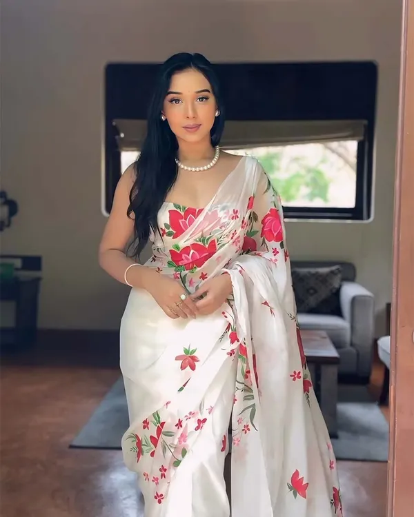 White_Color_1-Minute_Ready_To_Wear_Georgette_Saree_With_Blouse_Piece