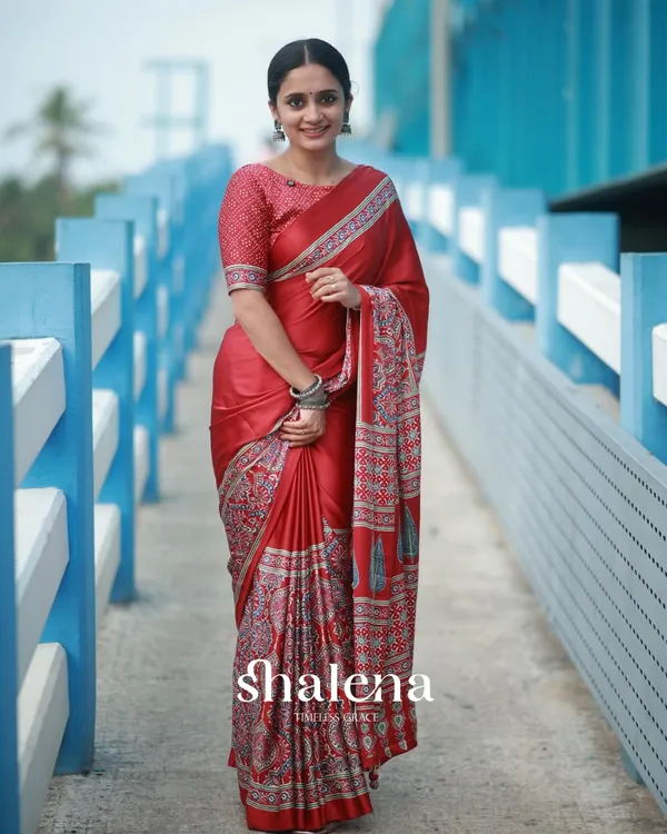 Red_Color_1_Minute_Ready_to_Wear_Digitial_Printed_Crape_Silk_Saree
