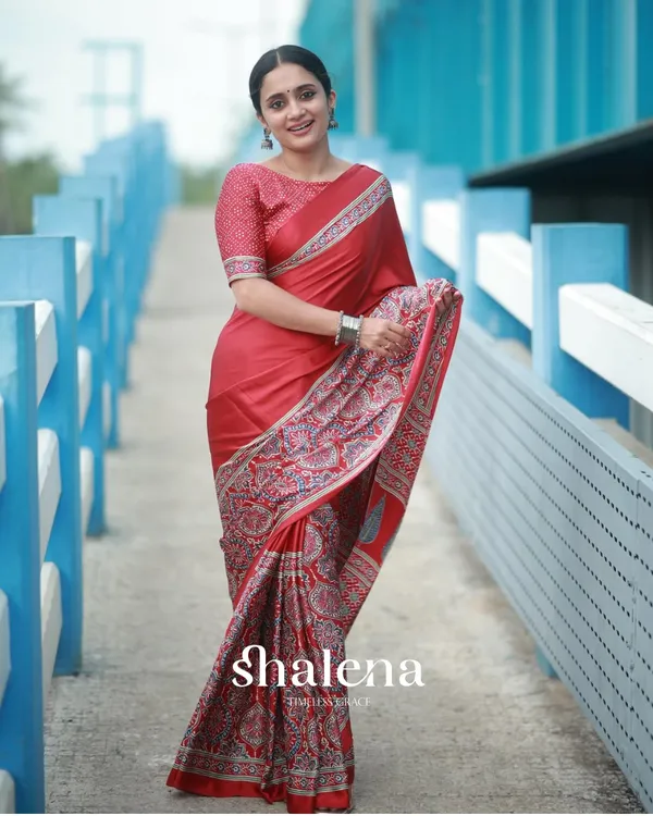 Red_Color_1_Minute_Ready_to_Wear_Digitial_Printed_Crape_Silk_Saree