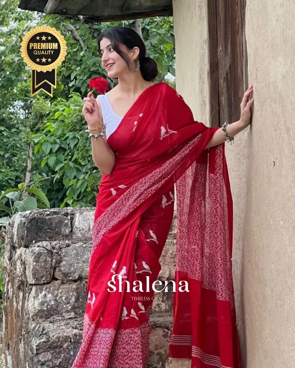 Red_Color_1_-_Minute_Ready_to_Wear_Mulmul_Cotton_Saree_with_Blouse_Piece