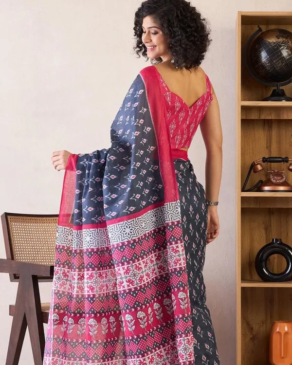 Blue_And_Pink_Color_Mulmul_Cotton_1_-_Minute_Ready_to_Wear_Saree_with_Pocket_and_Blouse_Piece