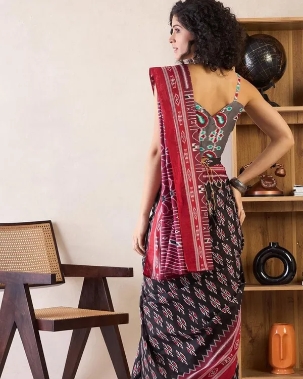 Black_And_Purple_Color_Mulmul_Cotton_1_-_Minute_Ready_to_Wear_Saree_with_Pocket_and_Blouse_Piece