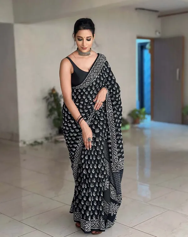 Black_Color_1-Minute_Ready_To_Wear_Cotton_Saree_With_Blouse_Piece