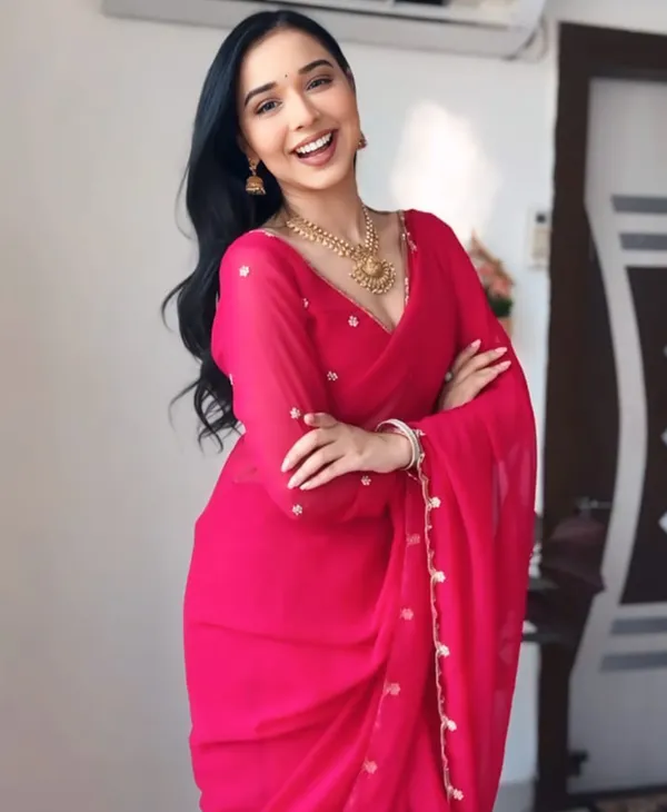 Red_Color_Georgette_1_-_Minute_Ready_to_Wear_Saree_with_Blouse_Piece