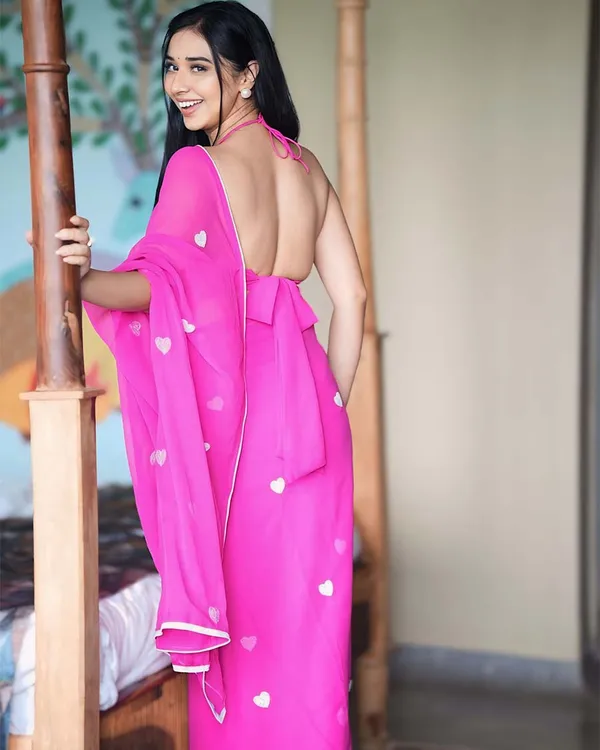 Pink_Color_1-Minute_Ready_To_Wear_Georgette_Saree_With_Blouse_Piece_&_Thread_Gamthi_Work_?_Heart