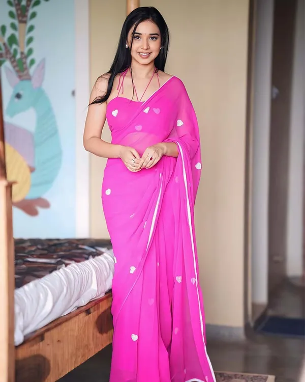 Pink_Color_1-Minute_Ready_To_Wear_Georgette_Saree_With_Blouse_Piece_&_Thread_Gamthi_Work_?_Heart