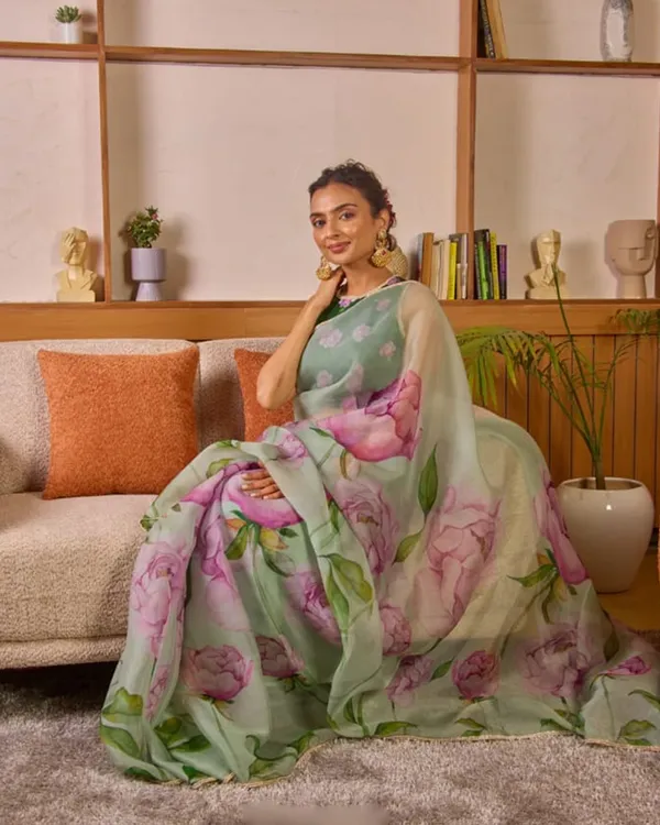 Light_Green_Color_Organza_1_-_Minute_Ready_to_Wear_Saree_with_Fully_Stitch_Blouse_(Free_Size)_Up_to_44