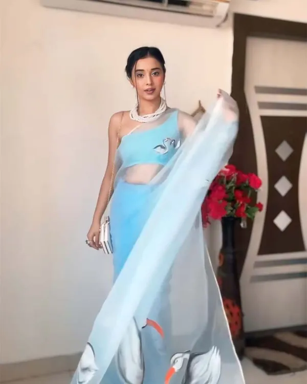 Sky_Blue_Color_1-Minute_Ready_To_Wear_Organza_Saree_With_Blouse_Piece
